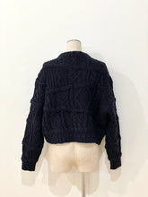 画像をギャラリービューアに読み込む, CRAZY ARAN PULLOVER