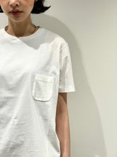画像をギャラリービューアに読み込む, Compact Fit Densely Knit T-Shirt with Pocket