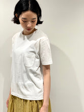 画像をギャラリービューアに読み込む, Compact Fit Densely Knit T-Shirt with Pocket