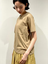 画像をギャラリービューアに読み込む, Compact Fit Densely Knit T-Shirt with Pocket