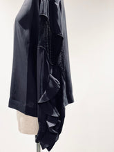 画像をギャラリービューアに読み込む, Lace shirt SPECIAL