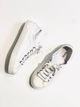 画像をギャラリービューアに読み込む, Iggi basse A.P.C. SNEAKERS
