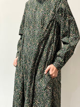 画像をギャラリービューアに読み込む, A Line Dress