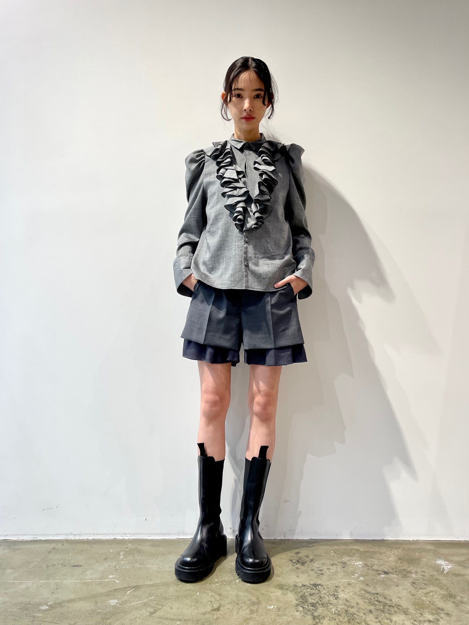 TOGA PULLA◆25SS/LAB TROPICAL FRILL SHIRT/長袖ブラウス/38/GRY/TP251-FJ210 TOGA ARCHIVES blouse 25SS LAB TROPICAL FRILL SHIRT LONG