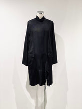 画像をギャラリービューアに読み込む, Cupra stripe dress