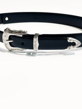 画像をギャラリービューアに読み込む, Metal buckle belt