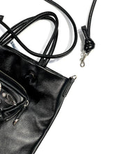 画像をギャラリービューアに読み込む, Triangle poach bag