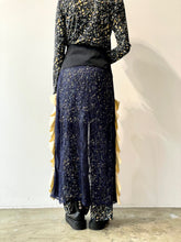 画像をギャラリービューアに読み込む, Lace skirt