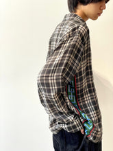 画像をギャラリービューアに読み込む, Inner print shirt