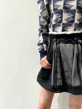 画像をギャラリービューアに読み込む, Mesh mini skirt