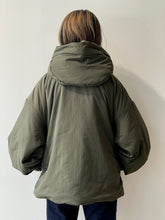 画像をギャラリービューアに読み込む, Foodie Padding Blouson