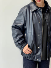 画像をギャラリービューアに読み込む, Suzanna Blouson