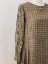 画像をギャラリービューアに読み込む, Aラインドレス