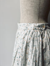 画像をギャラリービューアに読み込む, タックスカート