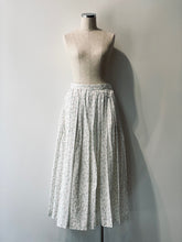 画像をギャラリービューアに読み込む, タックスカート