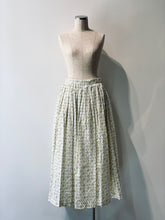 画像をギャラリービューアに読み込む, タックスカート