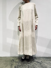 画像をギャラリービューアに読み込む, Aラインドレス