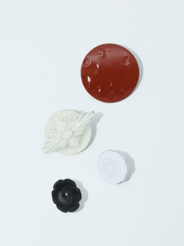 Pin set Metal concho