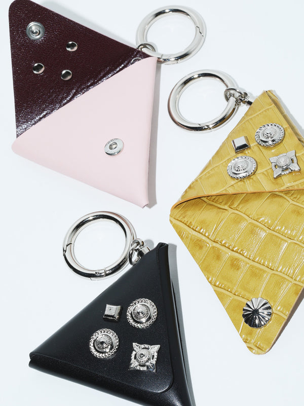 Triangle charm VIVI