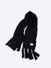 Shaggy knit stole