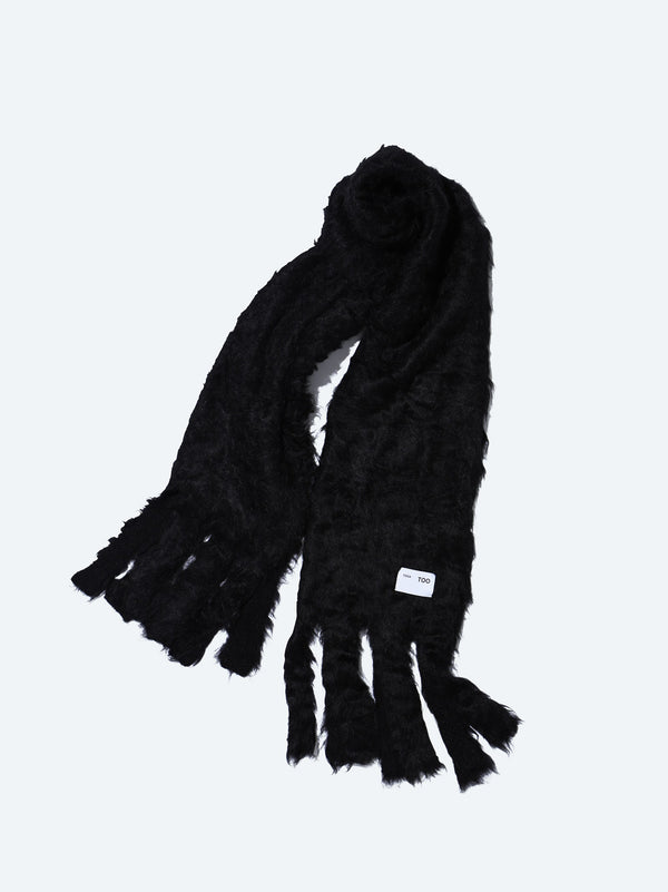 Shaggy knit stole