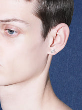 画像をギャラリービューアに読み込む, Metal pierced earrings SILVER
