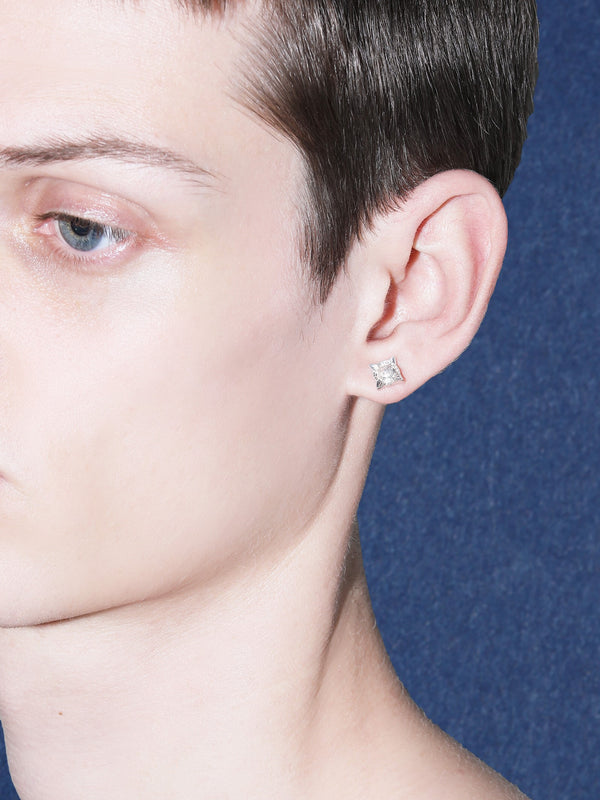 Metal pierced earrings SILVER