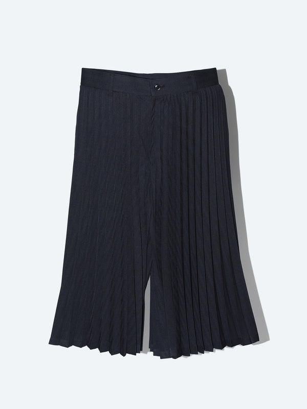 Herringbone pleated shorts