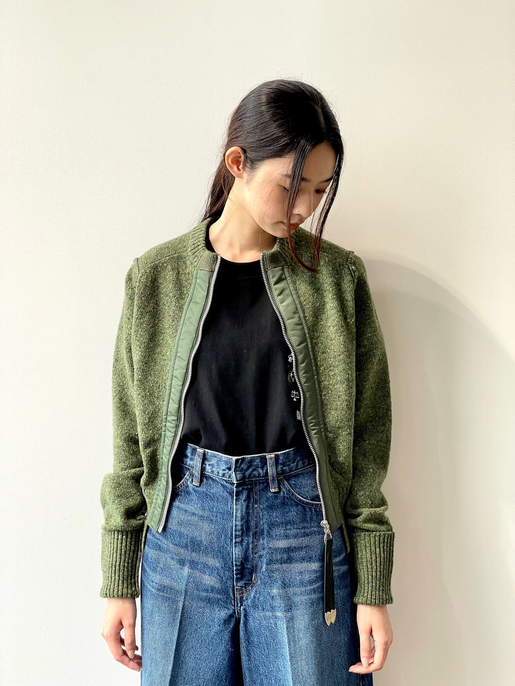 Wool knit pullover