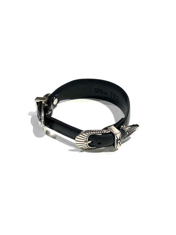 Narrow double buckle bangle
