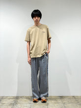 画像をギャラリービューアに読み込む, Studs Tee
