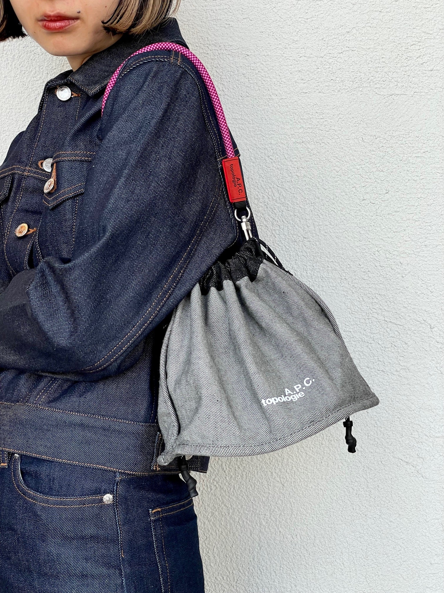 バッグ REVERSIBLE BUCKET A.P.C. TOPOLOGIE REVERSIBLE BUCKET A.P.C. TOPOLOGIE – FUKIONLINE