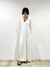画像をギャラリービューアに読み込む, Bamboo Knit Dress
