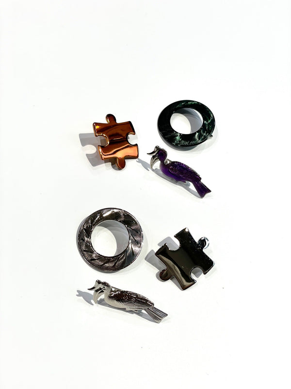 Motif pin set