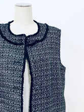 画像をギャラリービューアに読み込む, Tweed crewneck gilet
