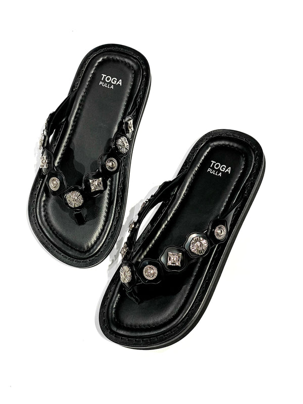 Flower concho thong sandals（WOMENS)