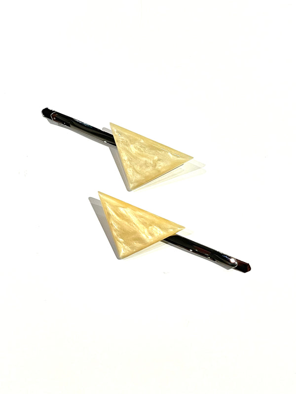 Triangle hair pin