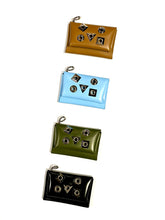 画像をギャラリービューアに読み込む, Metal motif card case
