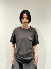 Studs T-shirt with back print