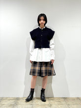 Knit vest
