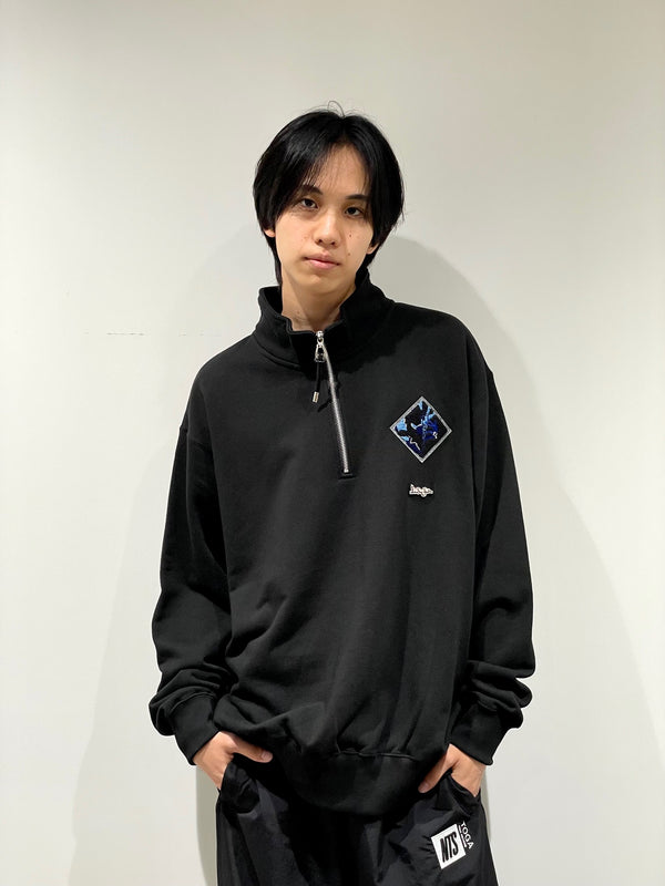 Half zip sweatshirt