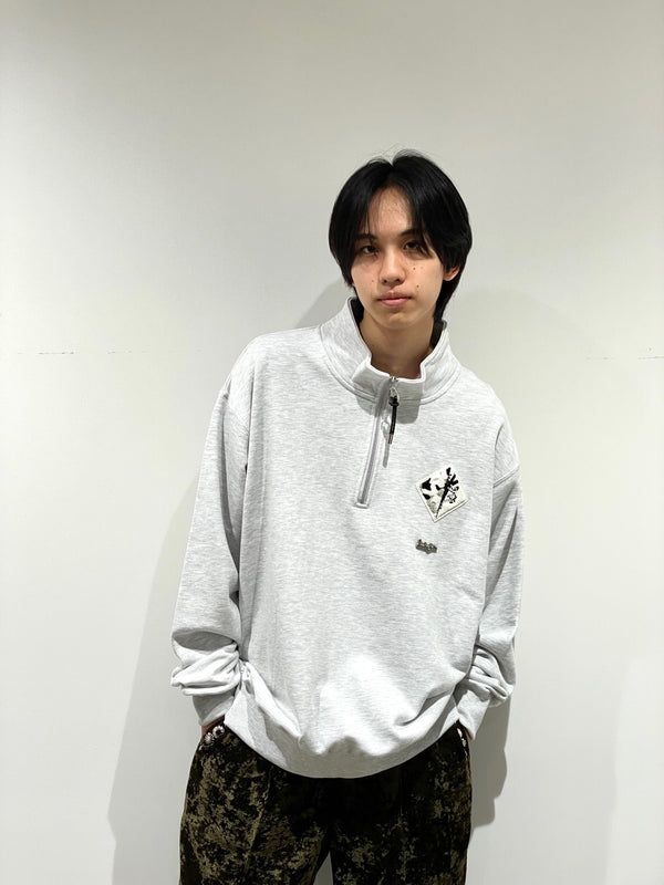 Half zip sweatshirt