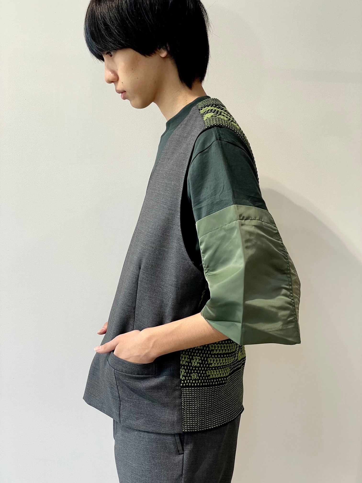 美品⭐️23区、イタリア製 Virgin Wool 100%、ツイード、サイズ40 CAP704CS16] CAPERTICA (カペルチカ) Super120s Washable Wool