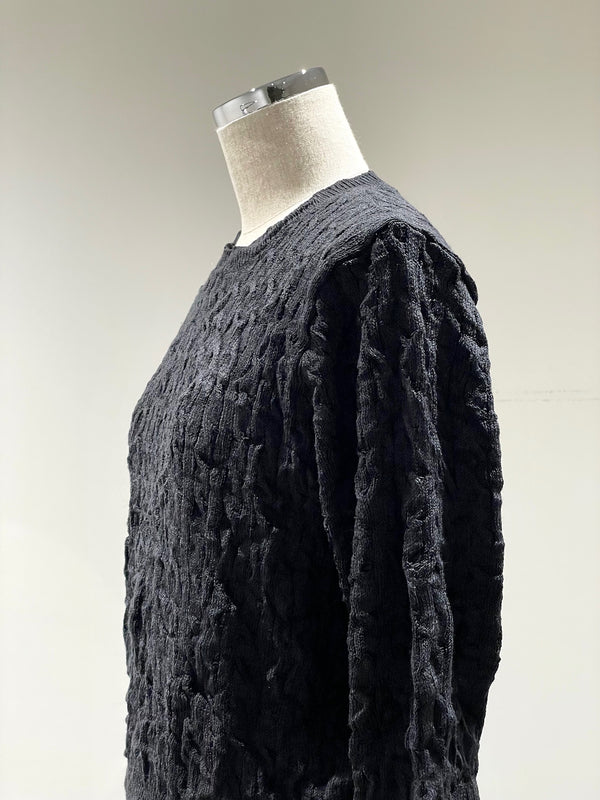 CRUSHED CABLE KNIT PULLOVER