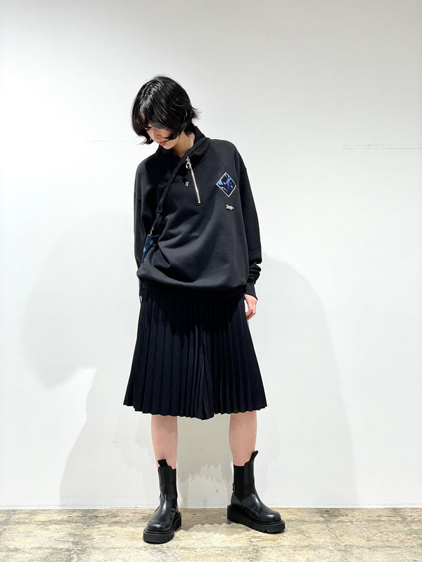 Half zip sweatshirt
