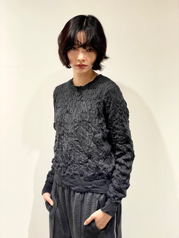 CRUSHED CABLE KNIT PULLOVER