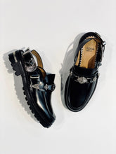 画像をギャラリービューアに読み込む, Metal mule loafer（WOMENS）
