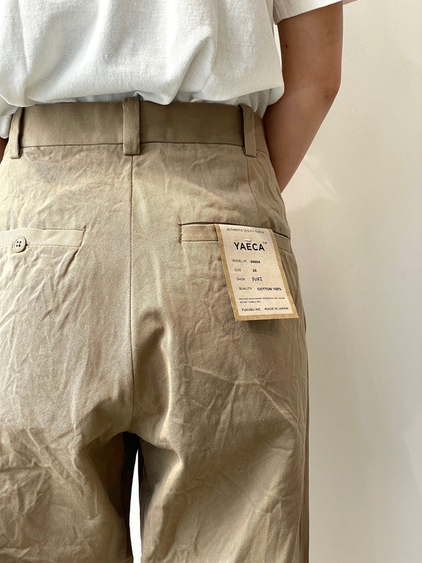 Chino Two Tuck Tapered