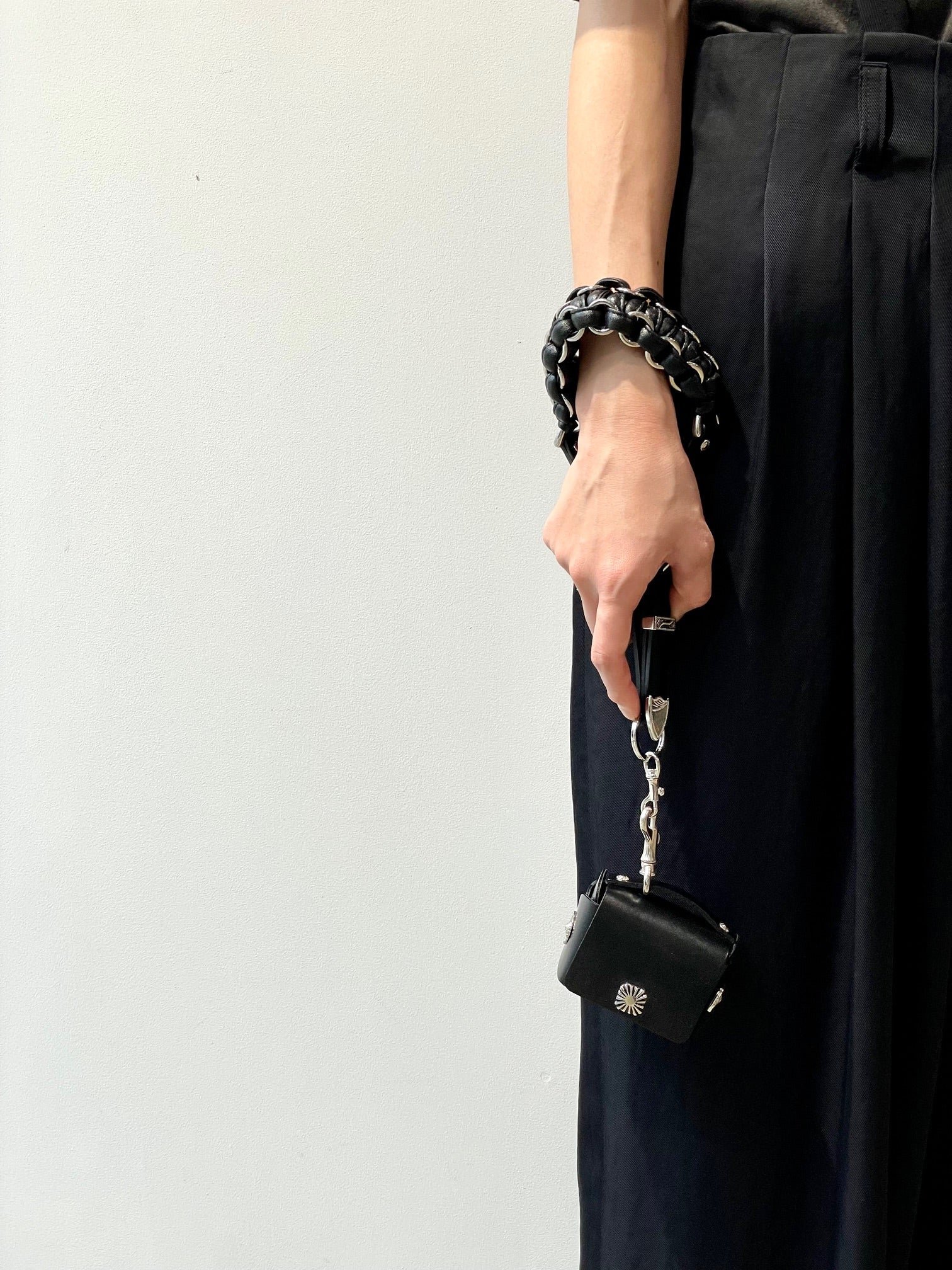 【早い者勝ち】TOGA phone handle strap(black) TOGA 「TOGA TOO/トーガトゥ」Leather phone handle strap