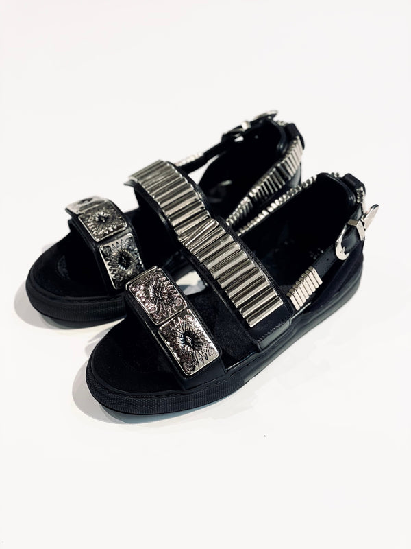 Metal sneaker sandal（WOMENS）